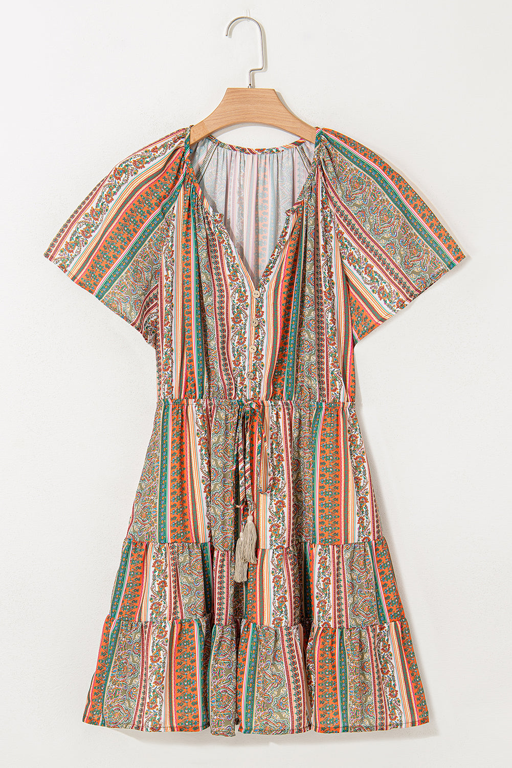 Robe à plusieurs niveaux Bohemian Floral Imprimé floral boutonné en V