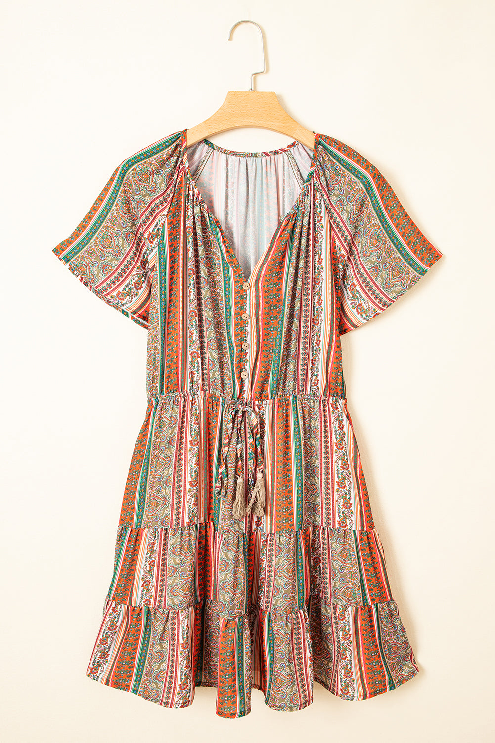 Robe à plusieurs niveaux Bohemian Floral Imprimé floral boutonné en V