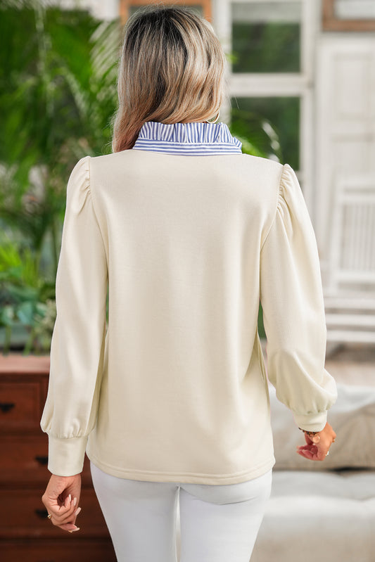 Sweatshirt Blanc à Rayures avec Volants et Col Boutonné